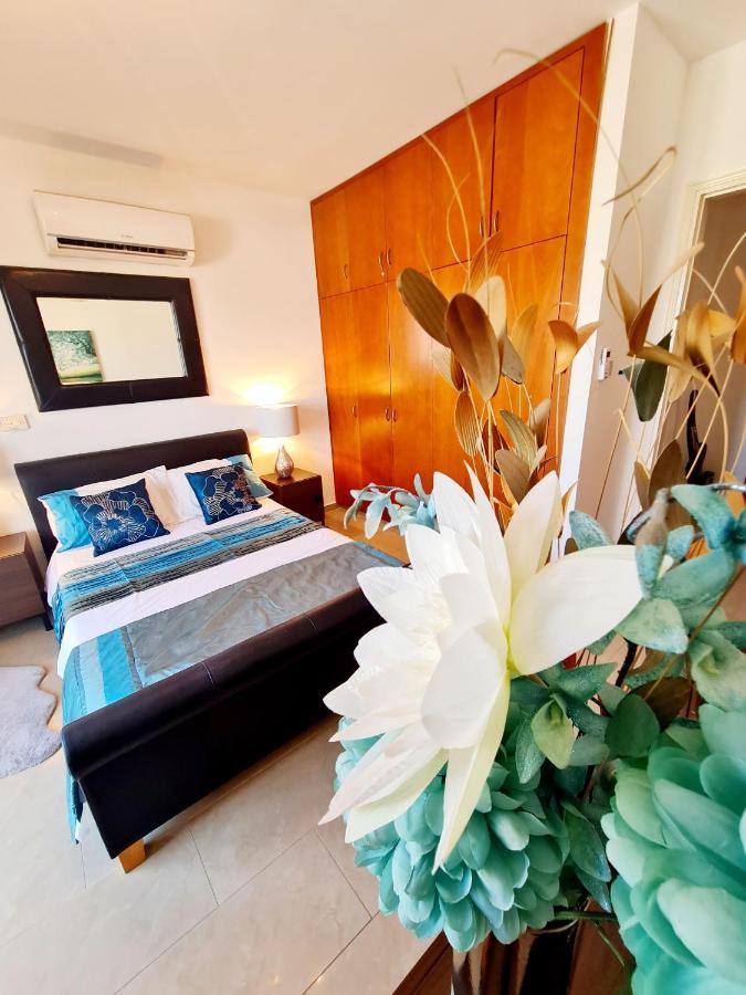 Stunning Apartment C106 With Balcony Looking Over Pool Peja Zewnętrze zdjęcie