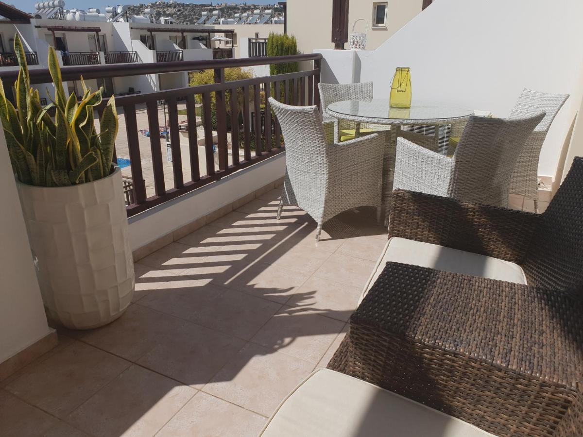 Stunning Apartment C106 With Balcony Looking Over Pool Peja Zewnętrze zdjęcie