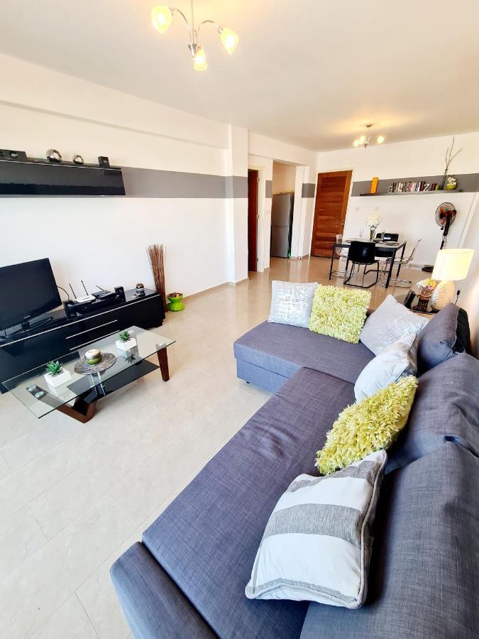 Stunning Apartment C106 With Balcony Looking Over Pool Peja Zewnętrze zdjęcie