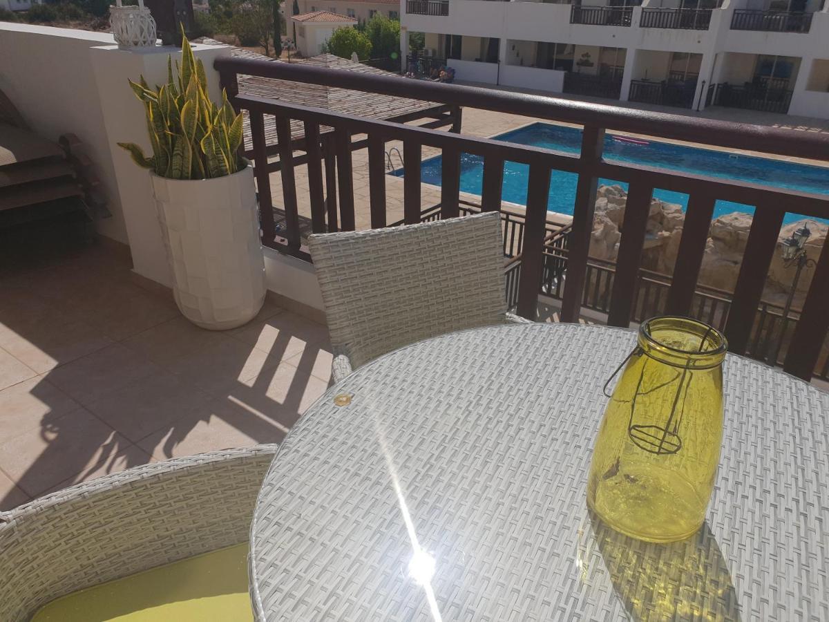 Stunning Apartment C106 With Balcony Looking Over Pool Peja Zewnętrze zdjęcie