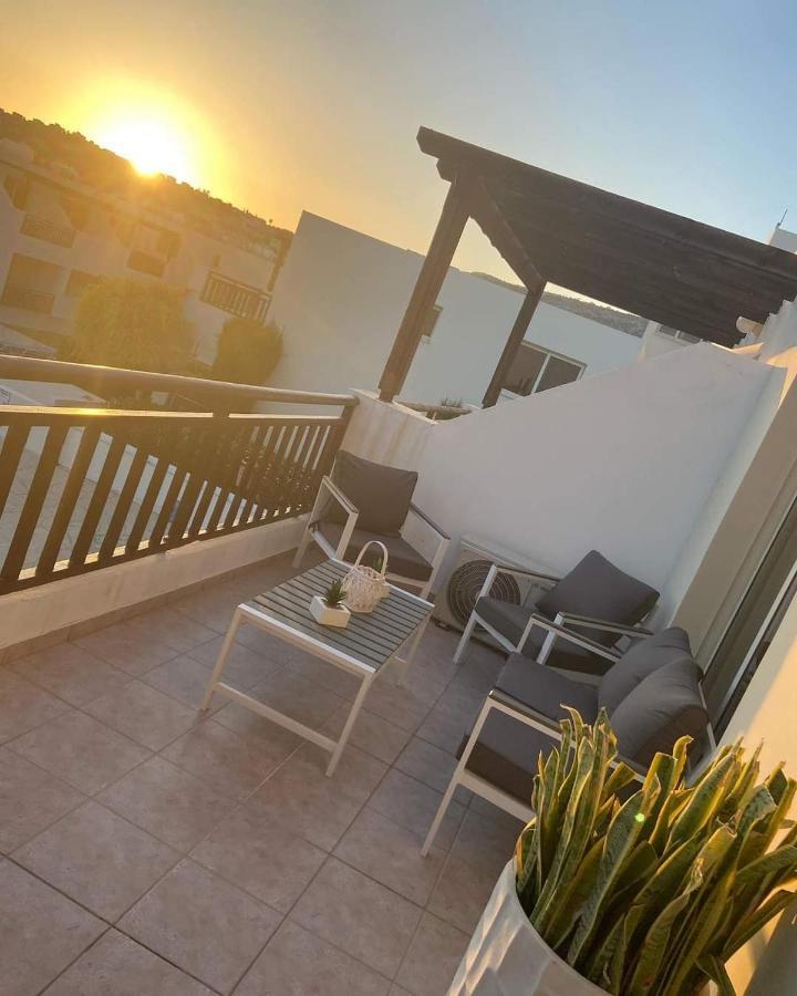 Stunning Apartment C106 With Balcony Looking Over Pool Peja Zewnętrze zdjęcie